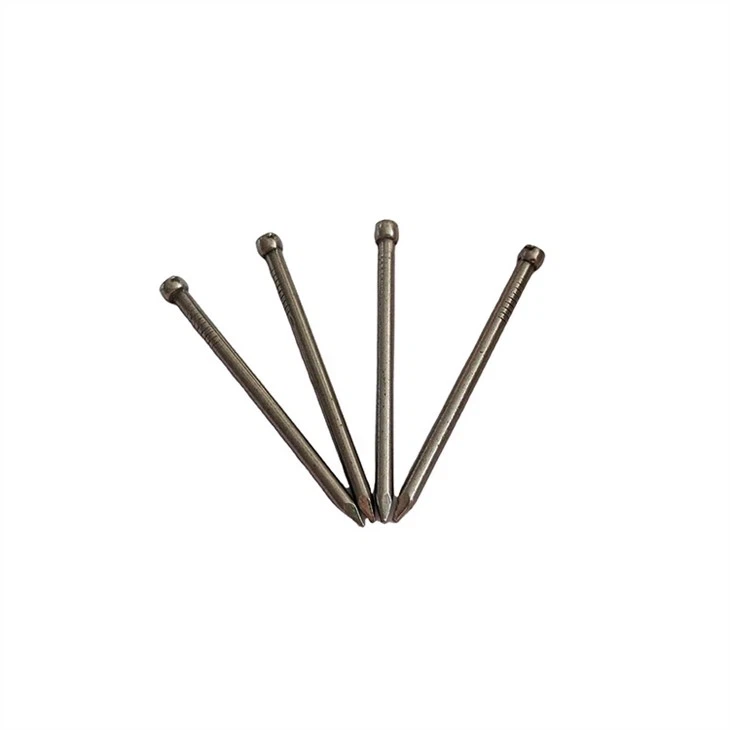 Paku Konkrit Dengan Pemborong Kepala Hilang